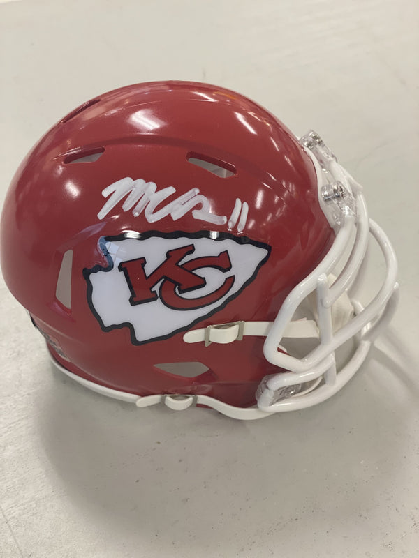 Kansas City Chiefs Marquez Valdes-Scantling Signed Red Mini Helmet - BECKETT