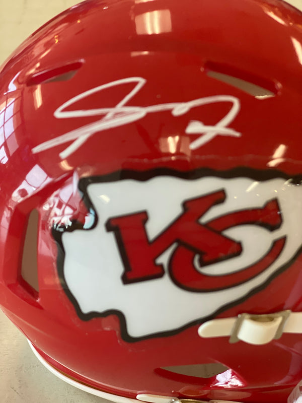 Kansas City Chiefs SKYY MOORE Autographed Red Mini Helmet - BECKETT